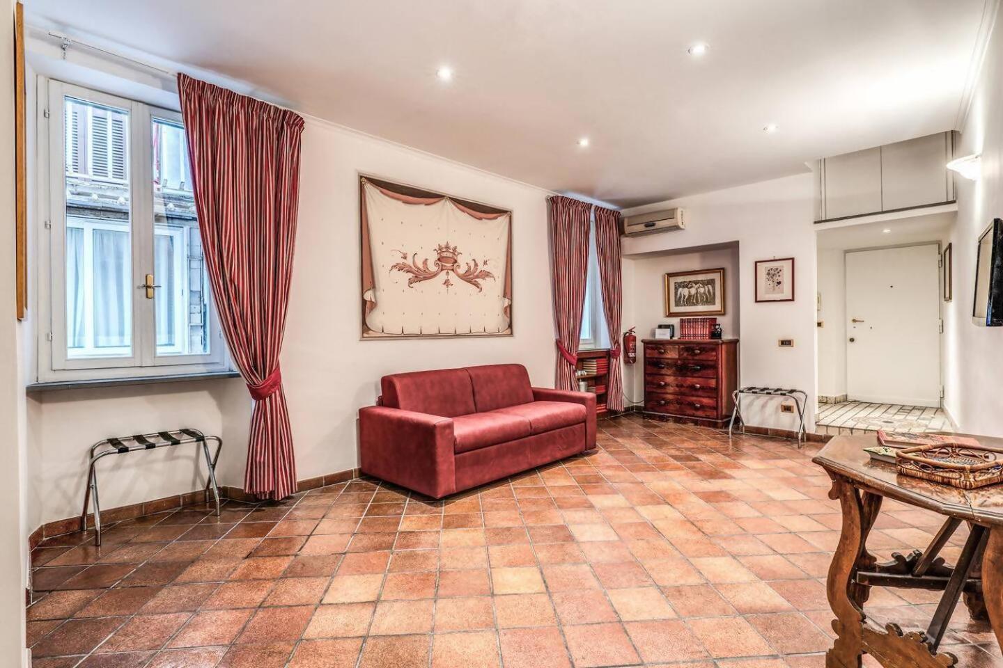 Ferienwohnung Cozy Flat In Trevi Fountain Rom Exterior foto